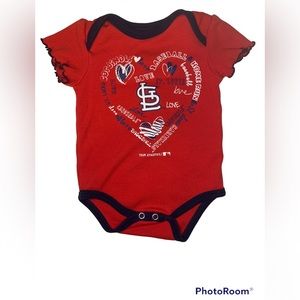 Girls St Louis Cardinals Onesie Size 0-3 Months